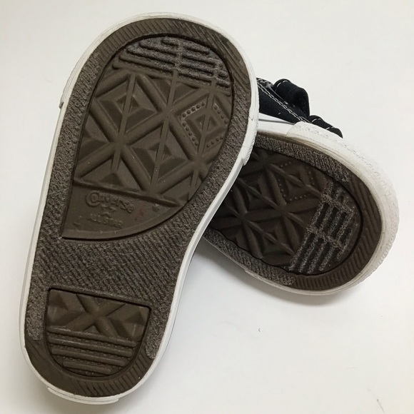 Converse All Star Chuck Taylor Toddler Boy Sneakers SZ 4 Black Low Top Hook Loop - Picture 9 of 16